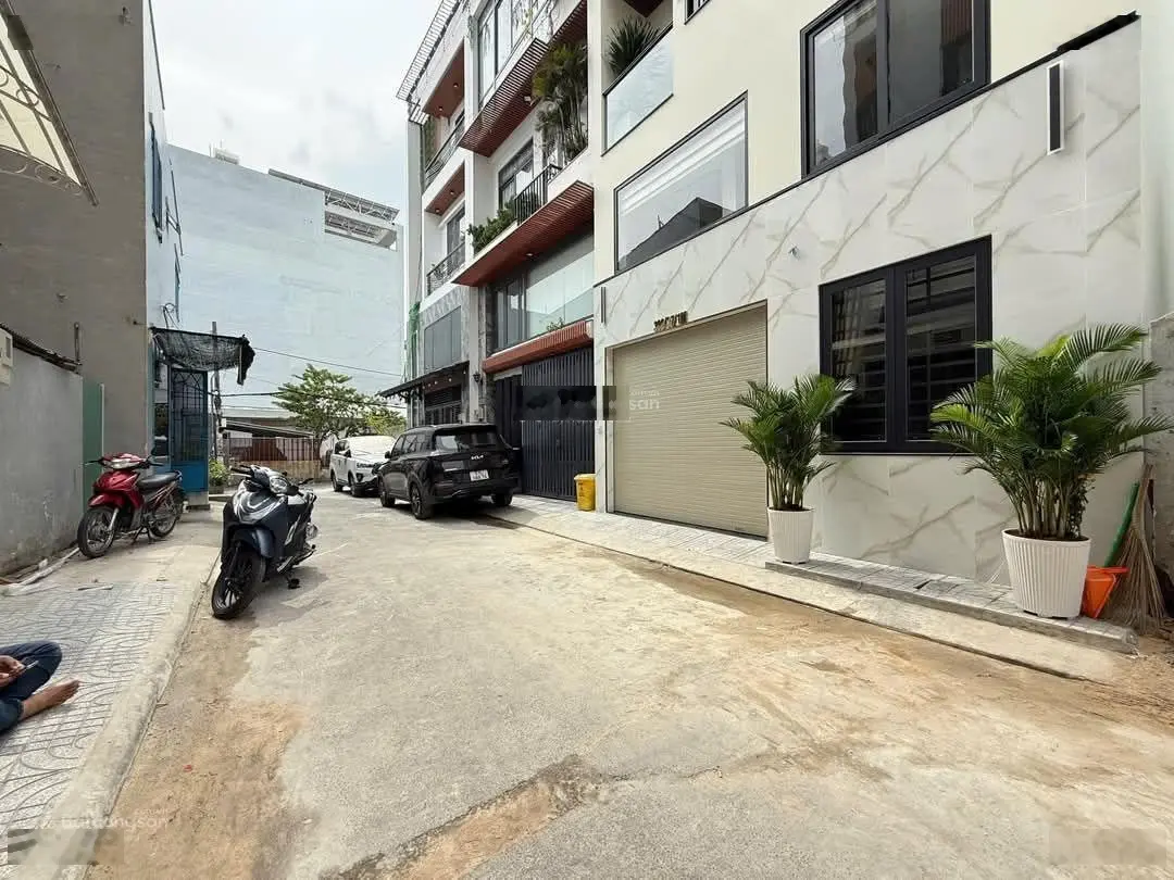 Villa p.9 gò vấp giá chỉ nhỉnh 7 tỷ.