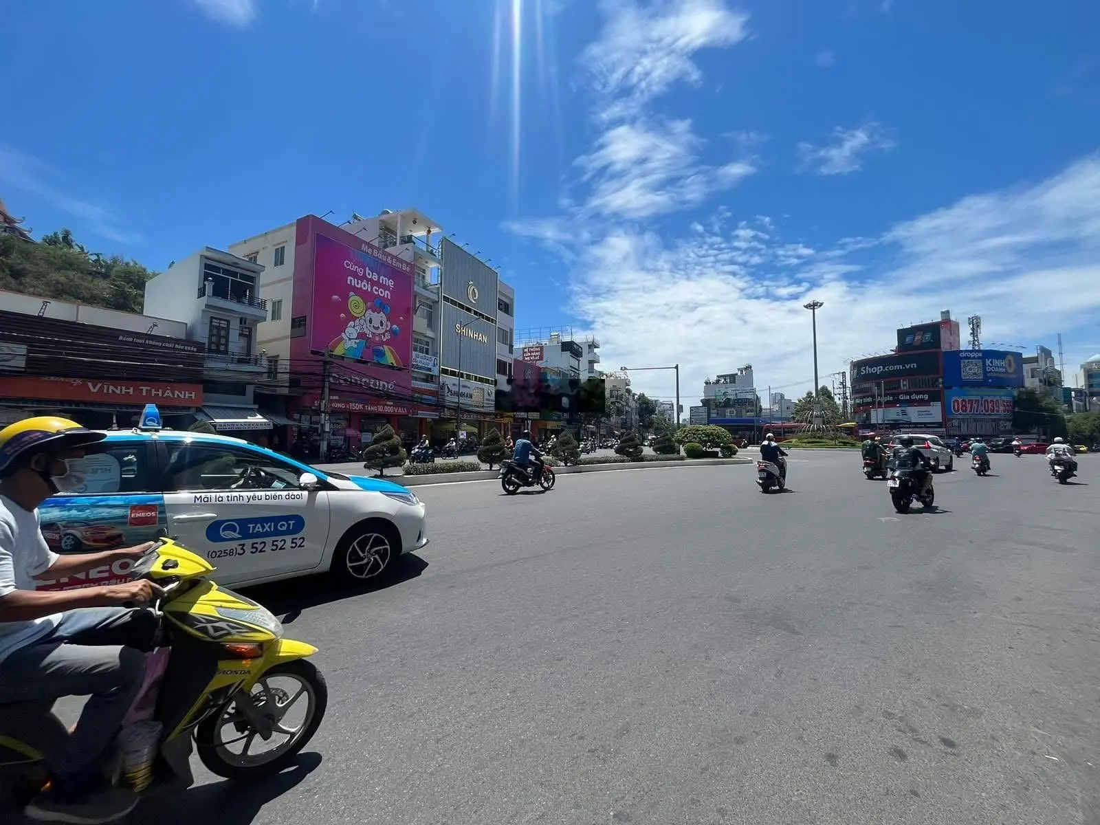 Bán nhà mặt đường kinh doanh Thống Nhất, Nha Trang ngang 9m gần cây xăng Mã Vòng