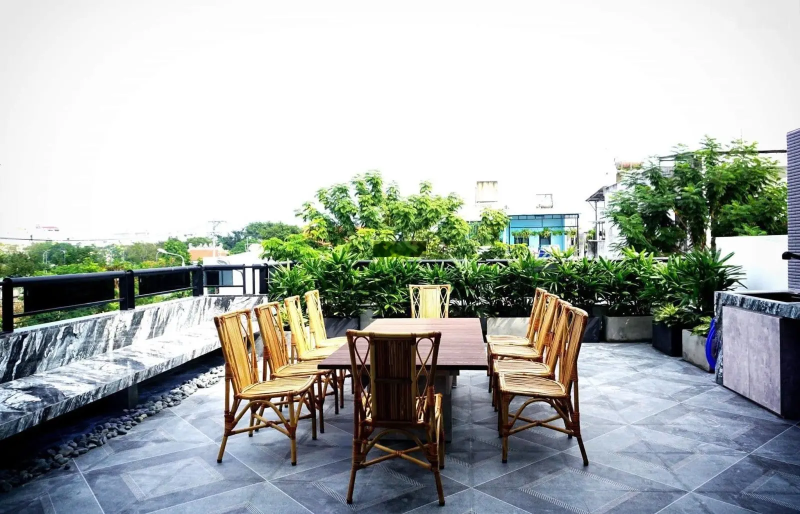 Villa thu nhỏ bên Vịnh Đà Nẵng - 