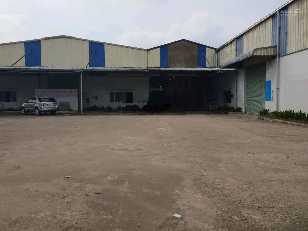 Bán 3ha đất nhà xưởng mặt QL5 Cẩm Giàng, Hải Dương, sẵn 15000m2 nhà xưởng. LH 0903 483 ***