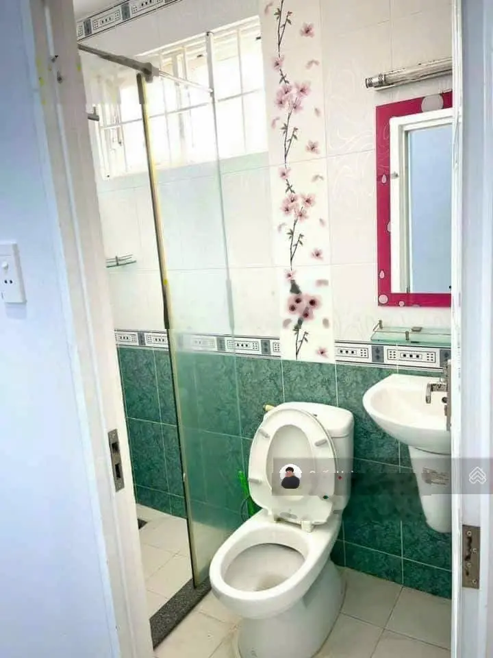 Bán nhà 1 trệt 2 lầu, hẻm ô tô Ba Cu, P4, VT. 53m2 ngang 5m đẹp. Full thổ cư, giá chỉ 4.9 tỉ có bớt