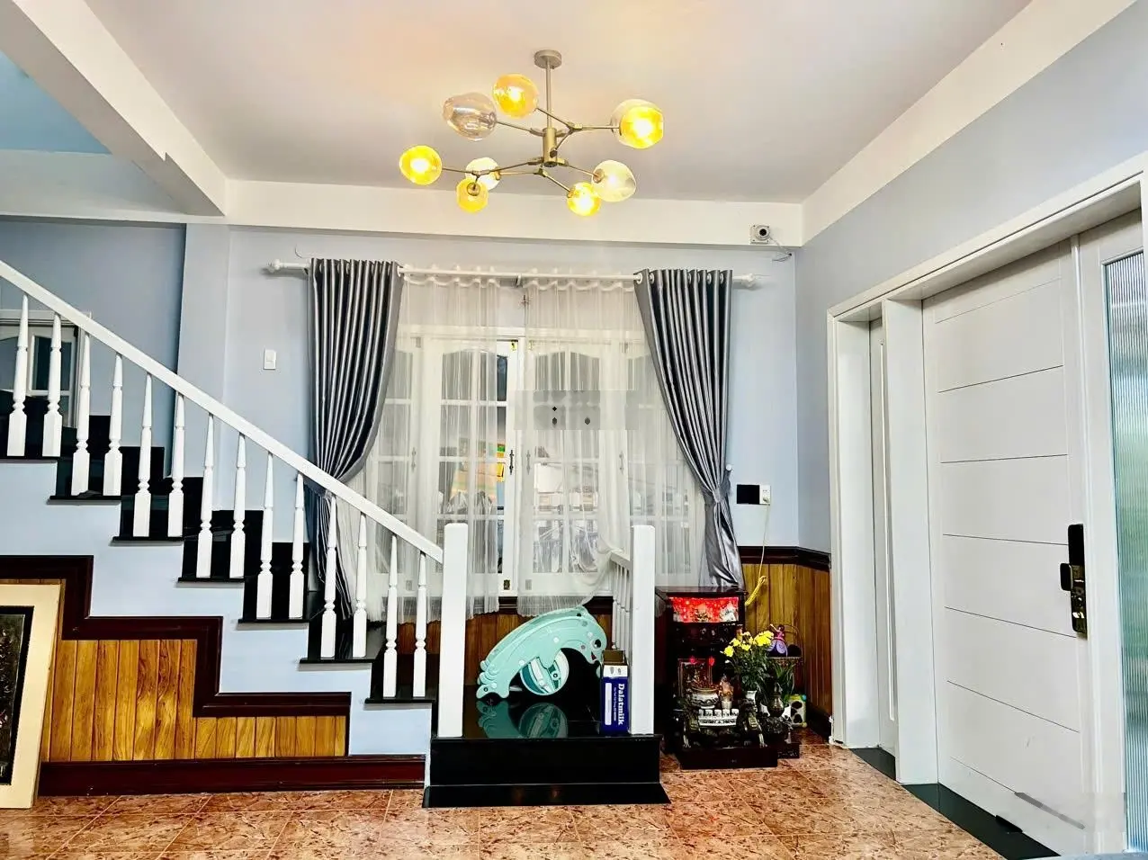 Villa sân vườn 222m2 nằm ngay cửa ngõ TP Đà Lạt