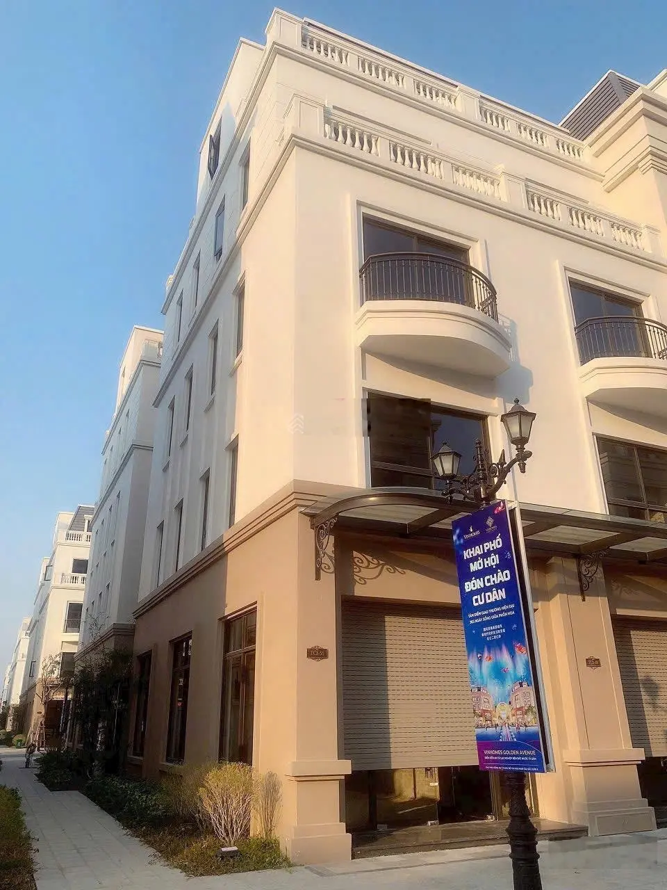 Bán Shophouse tại Vinhomes Golden Avenue Móng Cái, 4,86 tỷ, DTSD 274m2