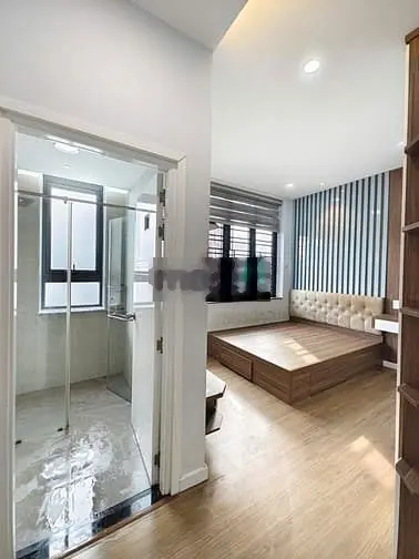 Nhà 74m2-6,6 tỷ, nguyễn kiệm, P.3, 4PN, 5WC, đầy đủ nội thất, hẻm 3m