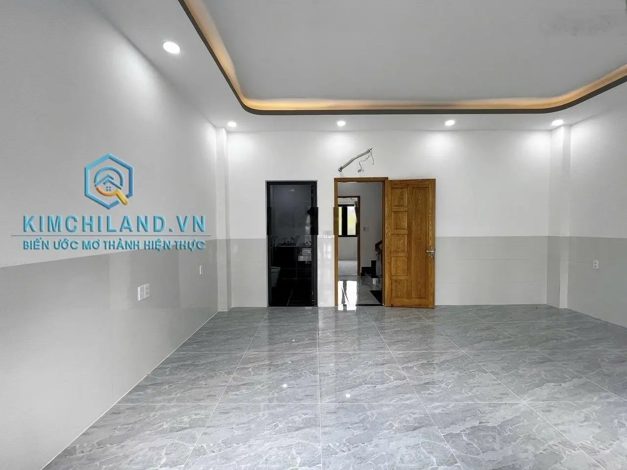 Nhà đẹp diện tích rộng kiến trúc Châu Âu DT 6 x 13,5m, 3 lầu, nhà mới - giá 7.79 tỷ có video