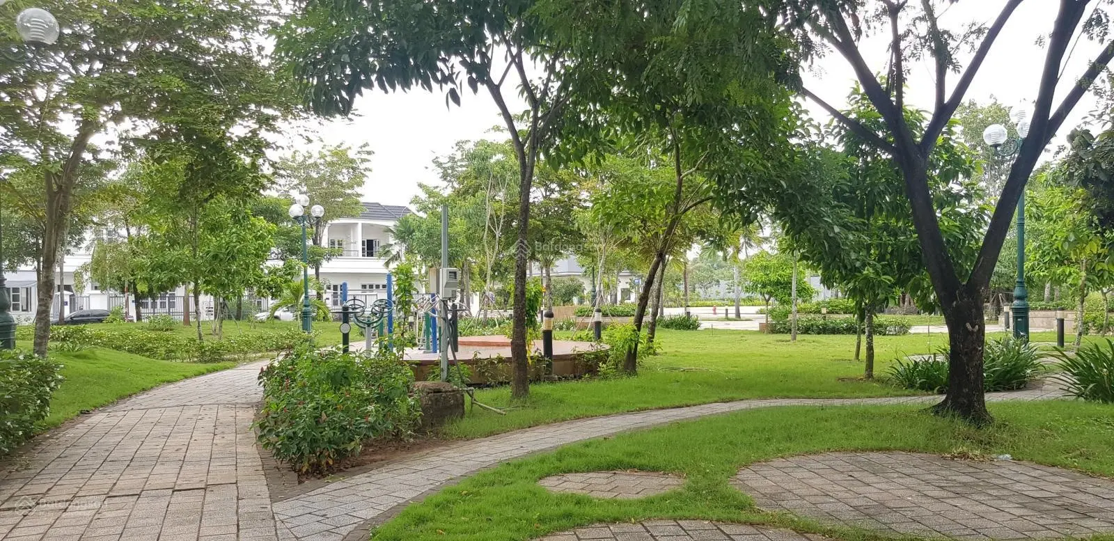 Cần bán nhà khu Thăng Long Home Hiệp Phước view công viên, sân tennis - Đã có sổ hồng