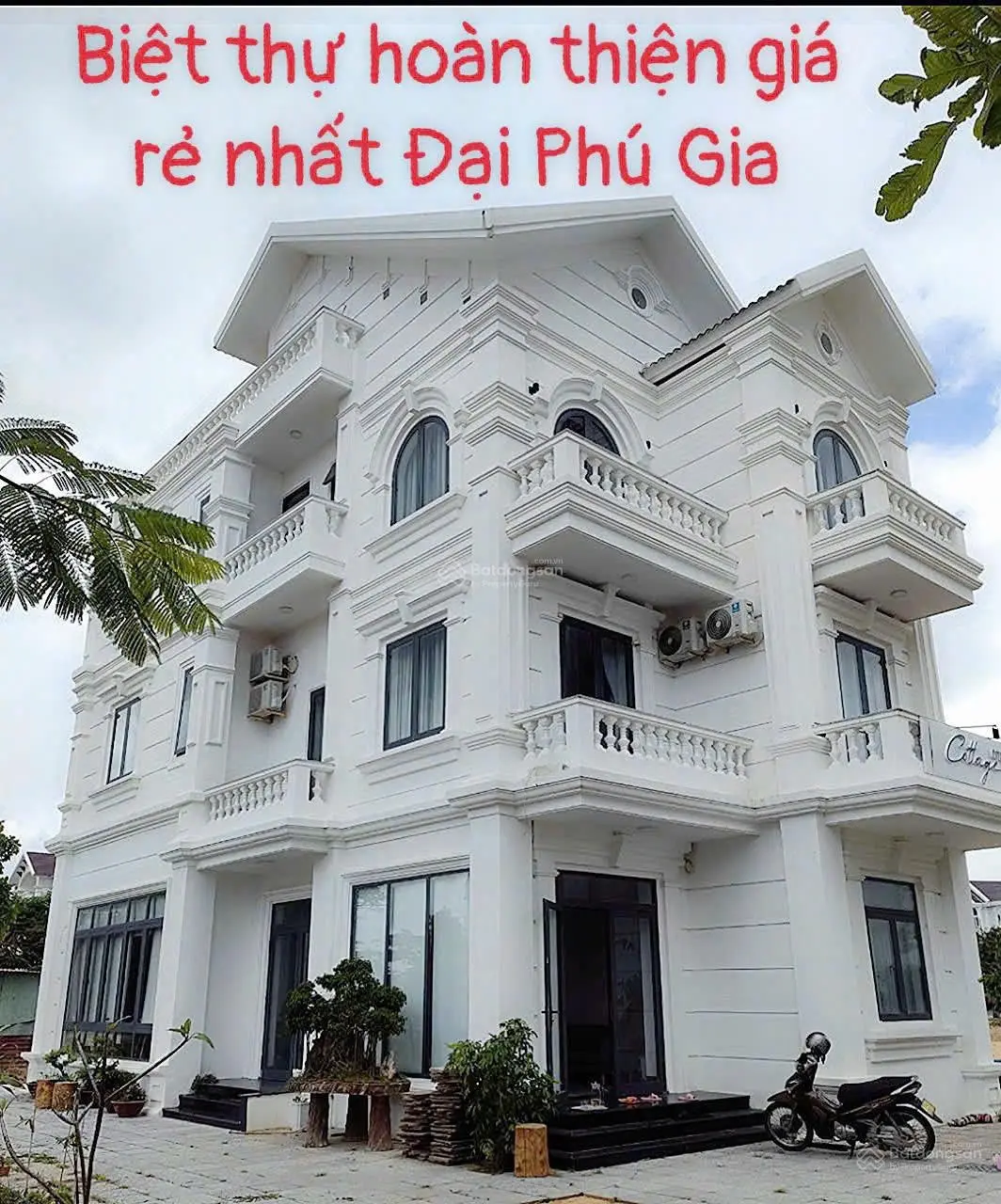 Kẹt tiền bán gấp biệt thự Đại Phú Gia, Quy Nhơn, 11 tỷ, 200m2. Liên hệ ngay 0903.601.901