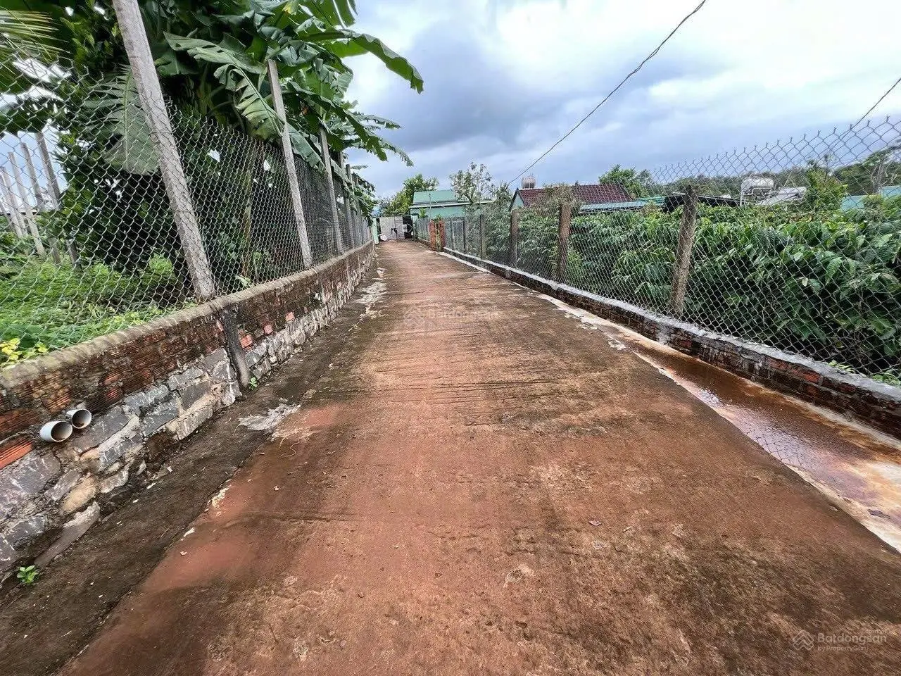 Cách sân bay 19km Cách Biển Hồ 18km. ĐẤT THỔ CƯ