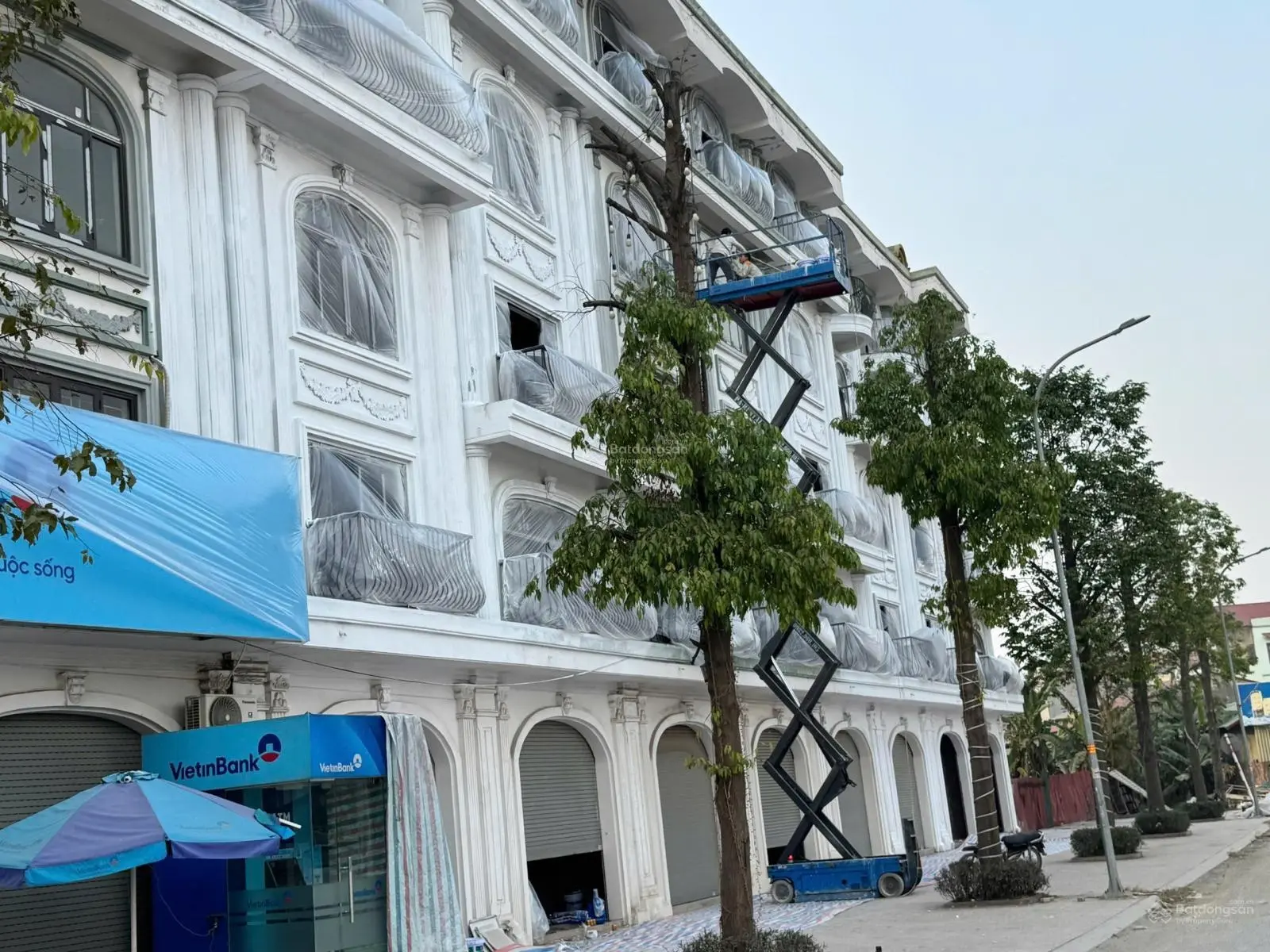 Bán shophouse 90m2 tại đường 38, Thị trấn Hồ, Bắc Ninh, giá tốt chỉ với 6,5 tỷ