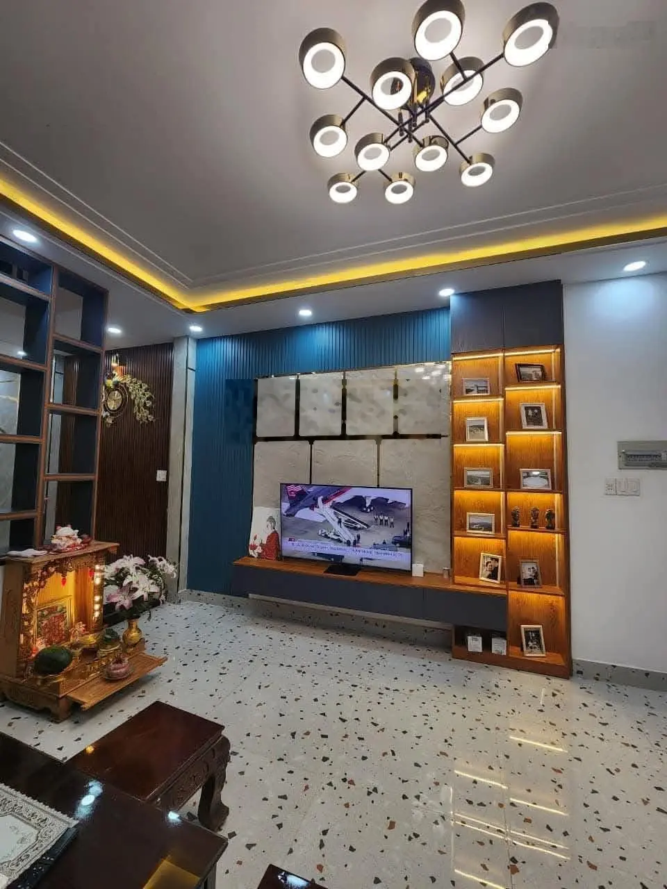 Hàng Hiếm Cuối năm Tại Nguyễn Tiểu La, 38m2 Giá 2 tỷ550 Phường 8, Q10, HCM, view đẹp. LH 0328316455