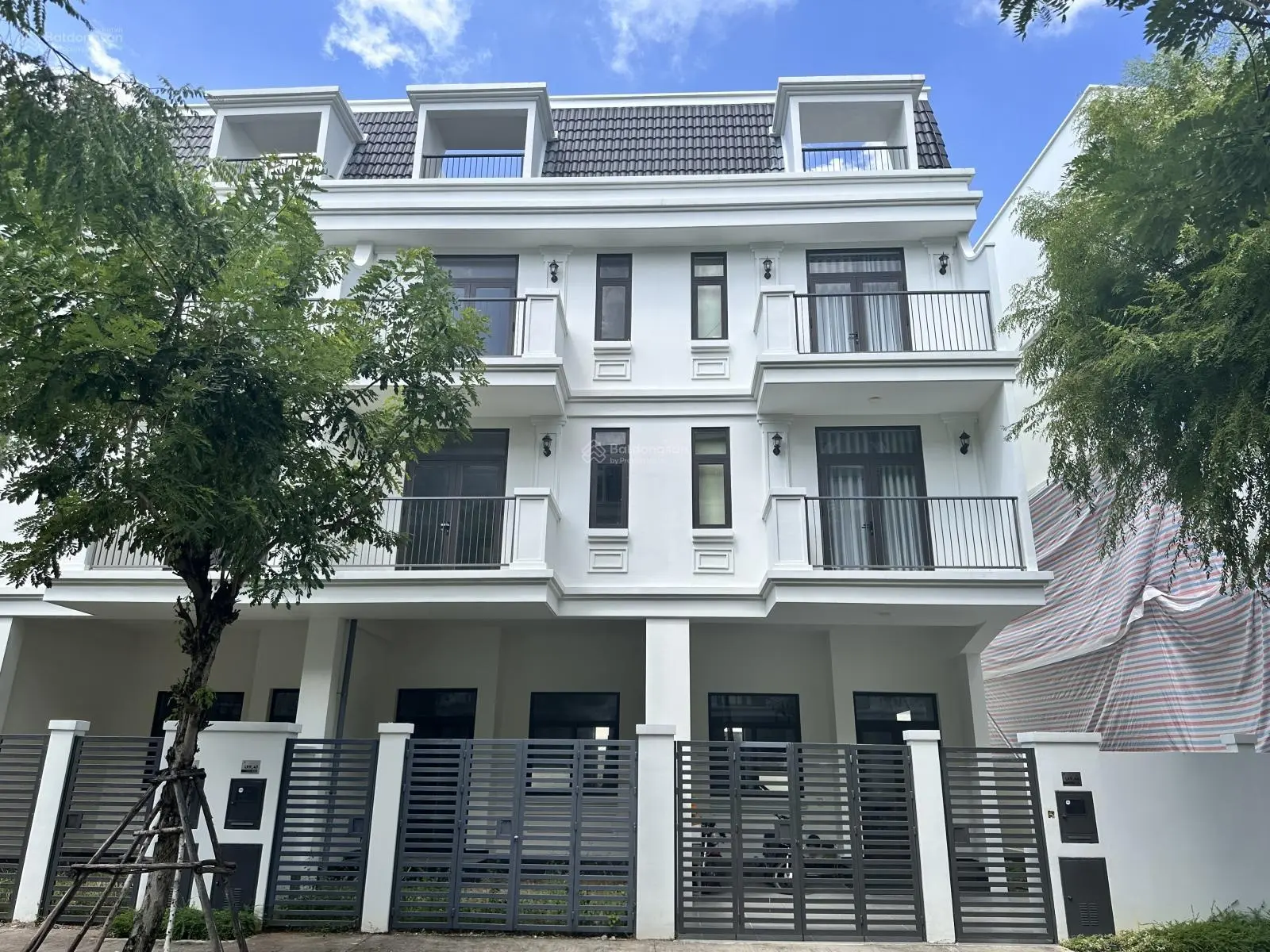 Bán nhà phố đẹp tại La Vida Residences, 5,25 tỷ, 87,5m2. Giảm 100 triệu chốt trước tết