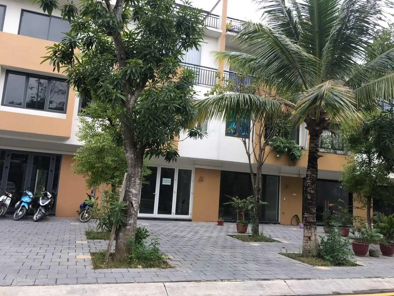 Bán nhanh nhà phố Thảo Nguyên 110m2 view công viên, hoàn thiện đồ đẹp, bán 17.8 tỷ trong tuần này