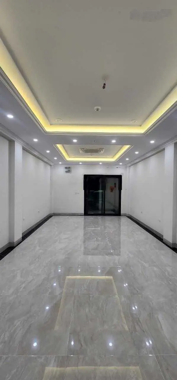 Bán nhà mặt phố Khương Đình 110m2 x8 tầng 45 tỷ Thanh Xuân. Kinh doanh bất chấp mọi loại hình