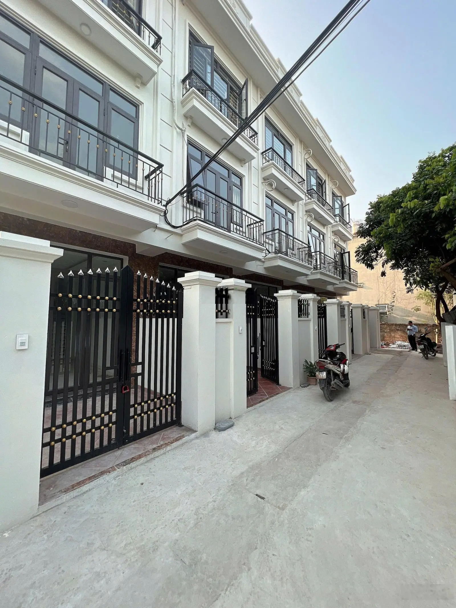 Nhà Đại Thành, cách KĐT Đô Nghĩa 2km 50m2*3T có sân để xe máy riêng, oto con đỗ cửa. Giá 3,25 tỷ