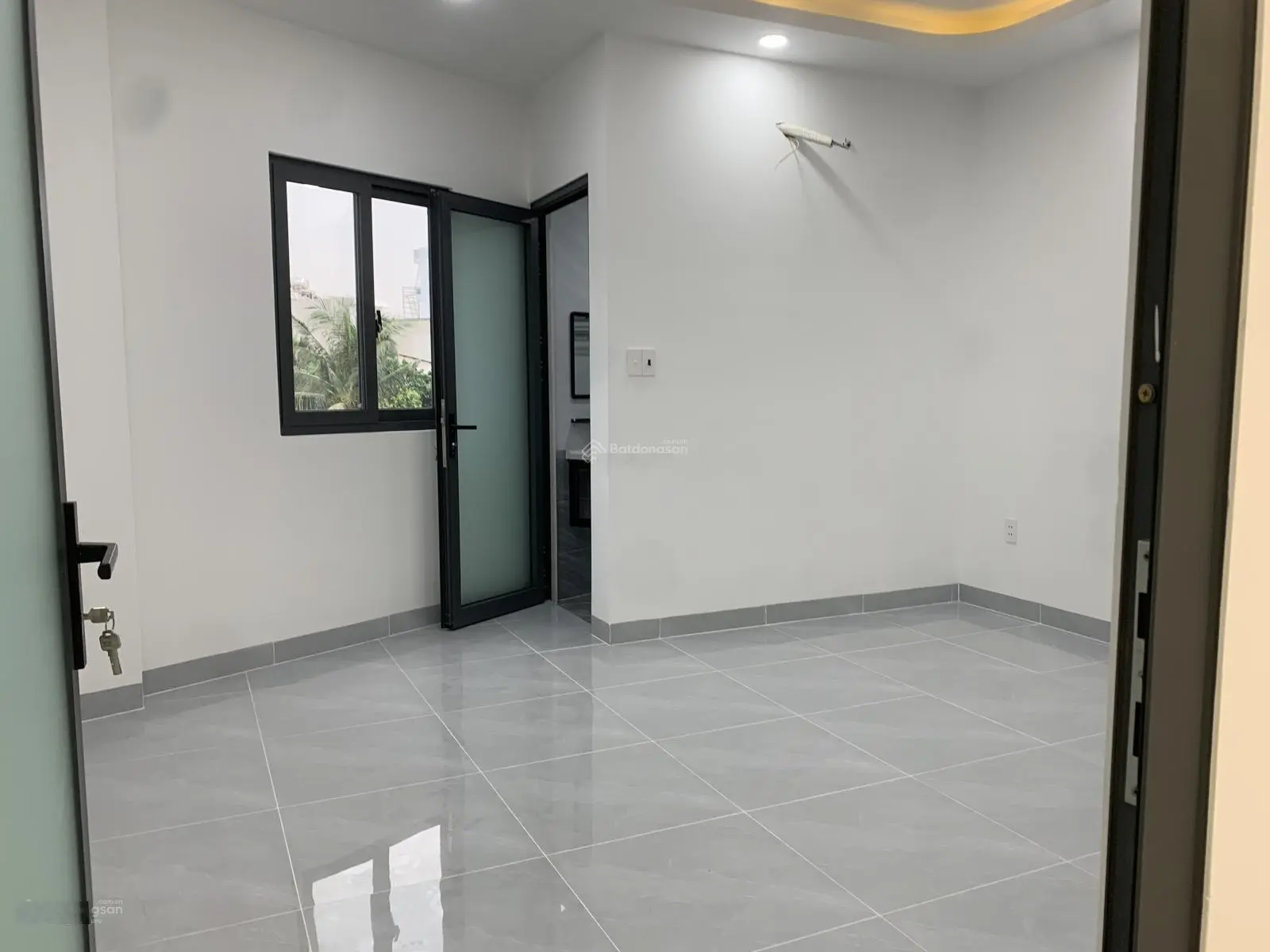 Nhà mới xây 100% Hồ Văn Long, 52m2, 2 tầng đúc, đường 8m thông, 4 tỷ