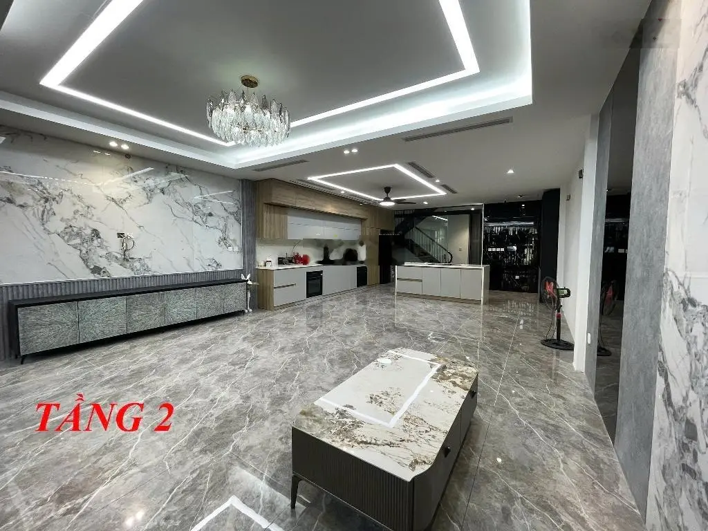 Bán nhà phân lô phố Yên Lạc gara ô tô 7 chỗ - 7 tầng thang máy - 80m2. Giá: 26,5 tỷ.LH: 0779548866