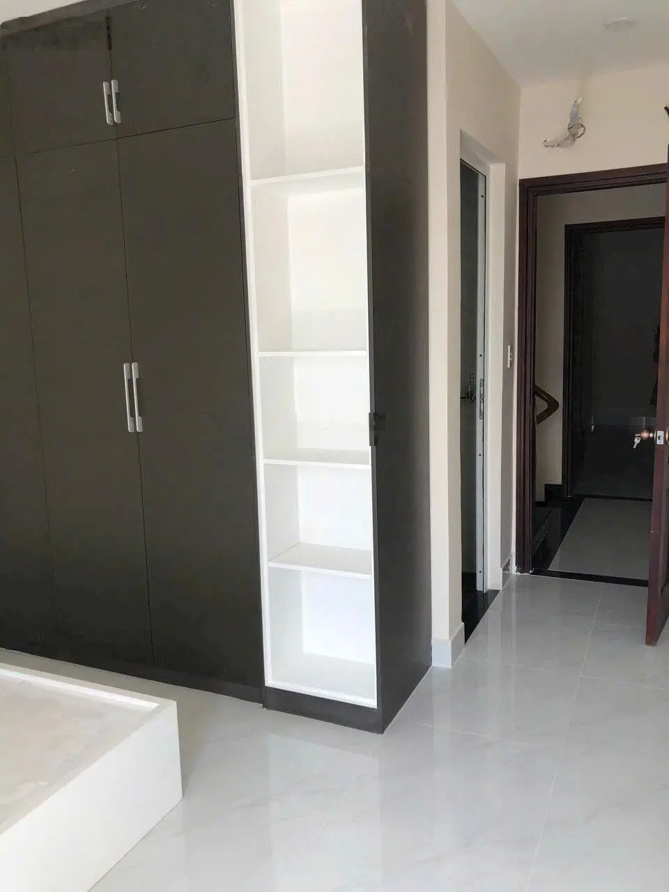 Bán nhà 2 lầu đường ụ ghe. 60m2.. 4ty6