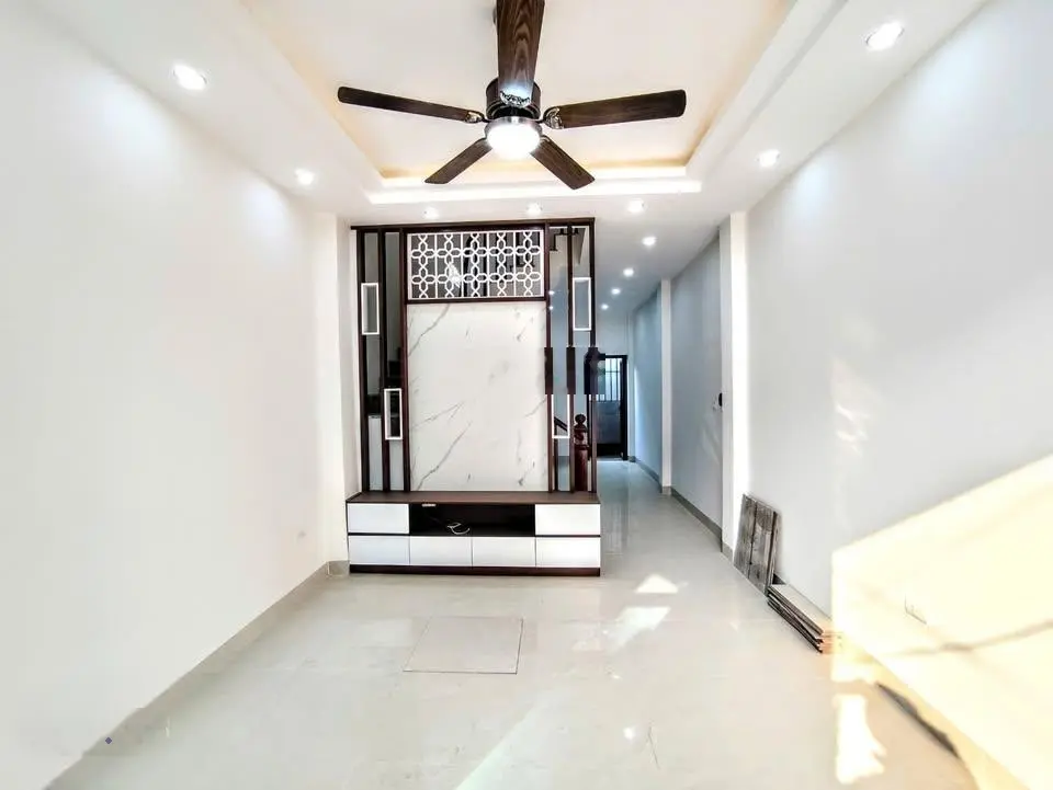 Hot! Hoa Hậu Biên Giang đón tết nhà 4Tx32m2, ô tô đỗ gần, 1km ra QL6, 5p ra bến xe Yên Nghĩa