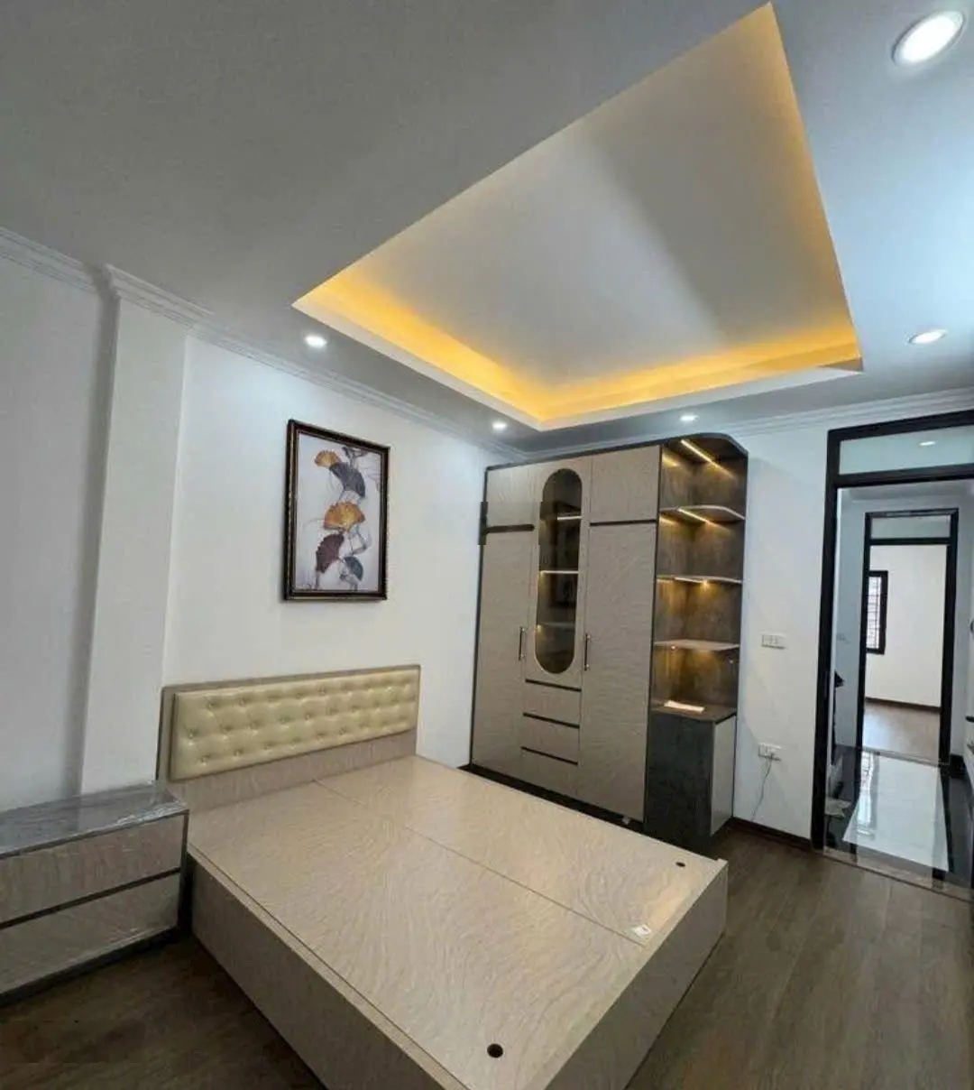 Hơn 6 tỷ, nhà Văn Hội Cổ Nhuế, 40m2, 5T mới, 6 PN, mỗi tầng 2 phòng, Nhà mới lô góc 2 mặt thoáng