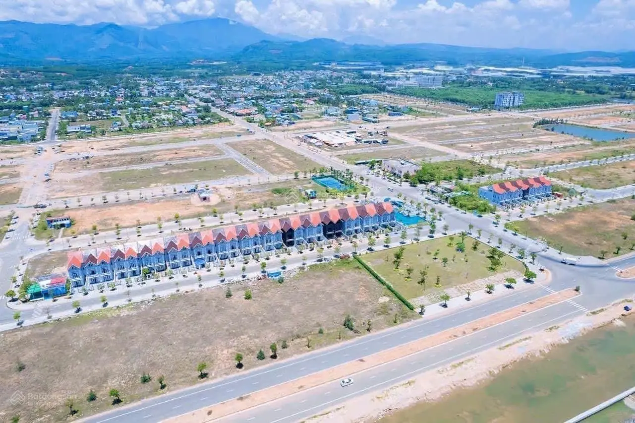 Vịnh An Hoà City hàng sạch đẹp đối diện trường Nguyễn Huệ giá chỉ 1tỷ 5 bao thuế TNCN 2%