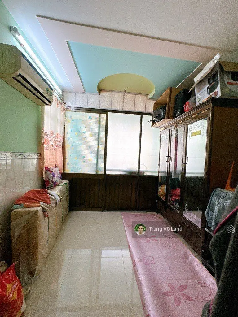 Bán nhà Đoàn Văn Bơ, Quận 4, 40m2, giá 4 tỷ 300 triệu, nhà 3 mặt thoáng