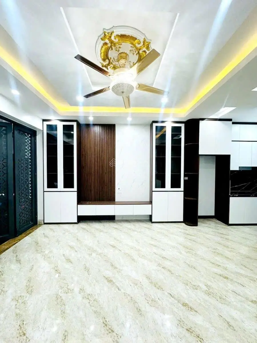 Bán nhà 5 tầng diện tích 38m2 mặt tiền 5m. Khu phố Tứ Liên, Tây Hồ, Hà Nội 0981222026