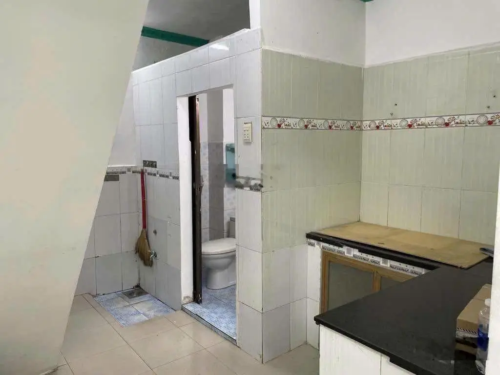 Nhà 4 tầng - phường 2 - quận 5 - 30m2 -hoàn công đủ - hẻm ba gác thông thoáng - chỉ 5.2 tỷ.