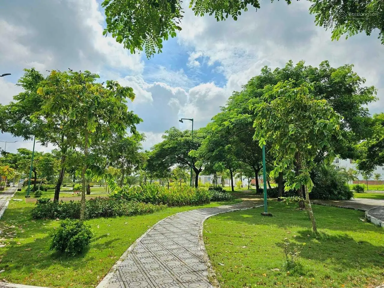 Cần bán đất nền KDC Tiến Lộc Garden, ngay cổng chính sân bay. Giá bán 1,6 tỷ