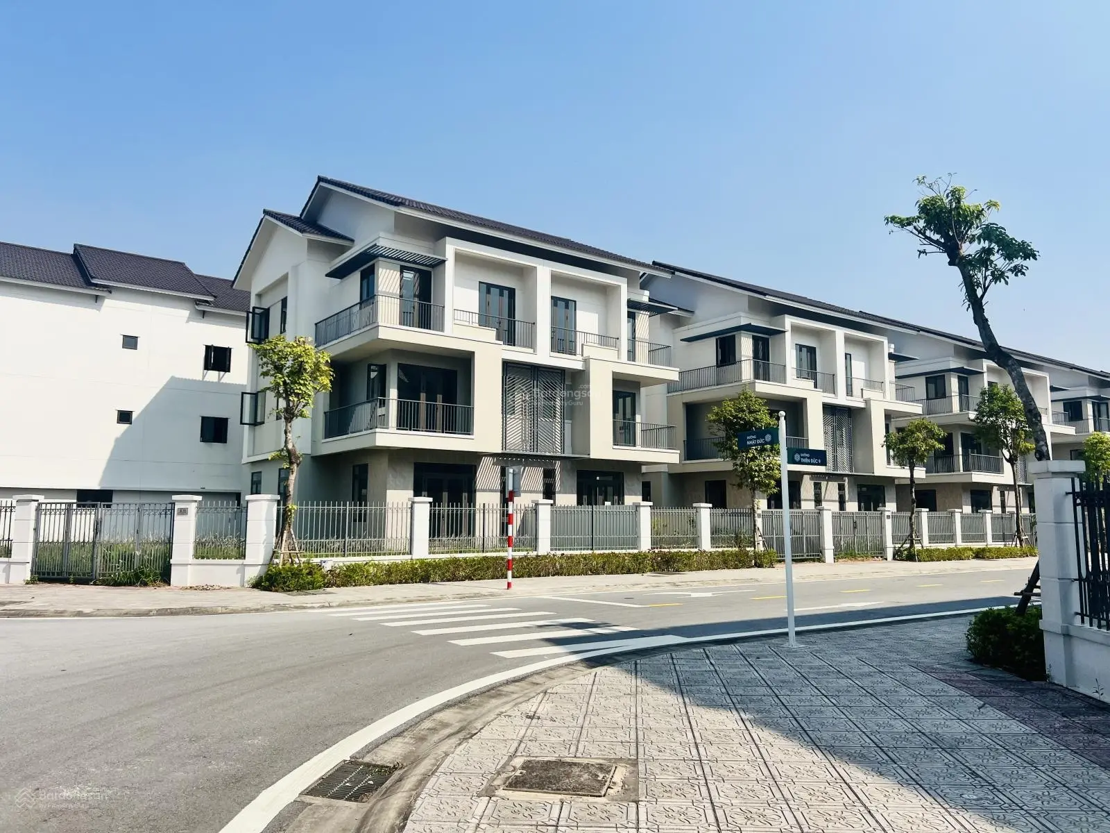 Bán BT đẹp xuất sắc tại Centa Riverside, hàng chủ đầu tư giá F0