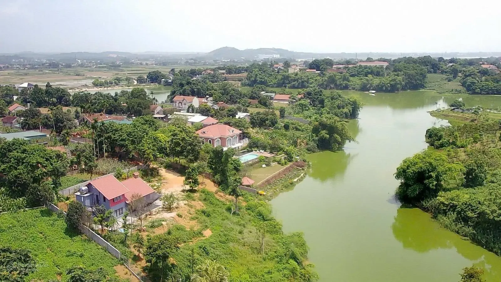 Siêu phẩm bám hồ Minh Quang, Ba Vì