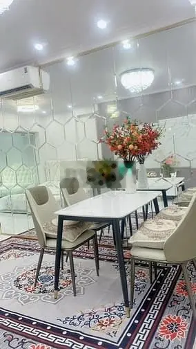 Bán căn tập thể Hồng Hà, HK giá 3.45 tỷ, 90m2, lô góc view phố ẢNH THẬ