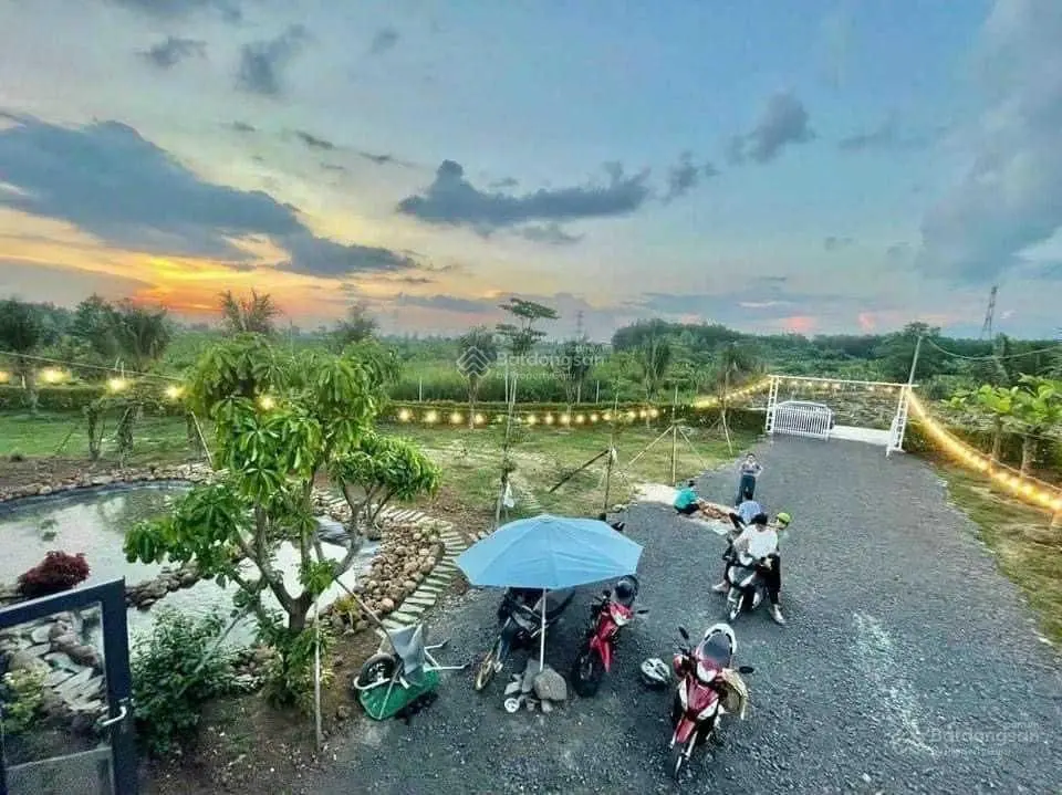 Bán nhà vườn nghỉ dưỡng view Camping Farm