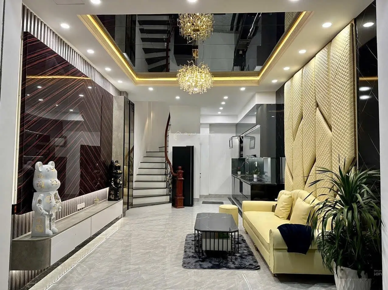 Bán nhà Nguyễn Lân, 38m2 x5 tầng, phân lô, kinh doanh, sát mặt phố, Nội thất luxury giá 10.8 tỷ