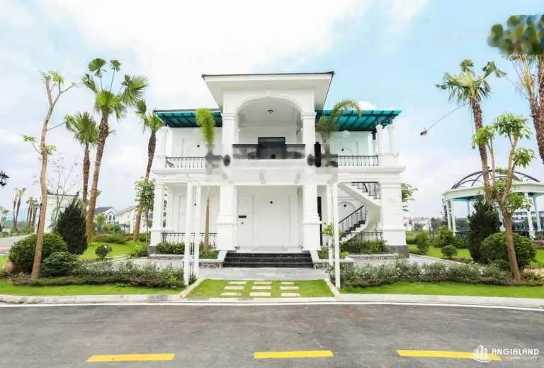 Chúng tôi bán biệt thự Vườn Vua 265 m2, 300 m2; 350 m 2, 400 m2 Villas khoáng nóng