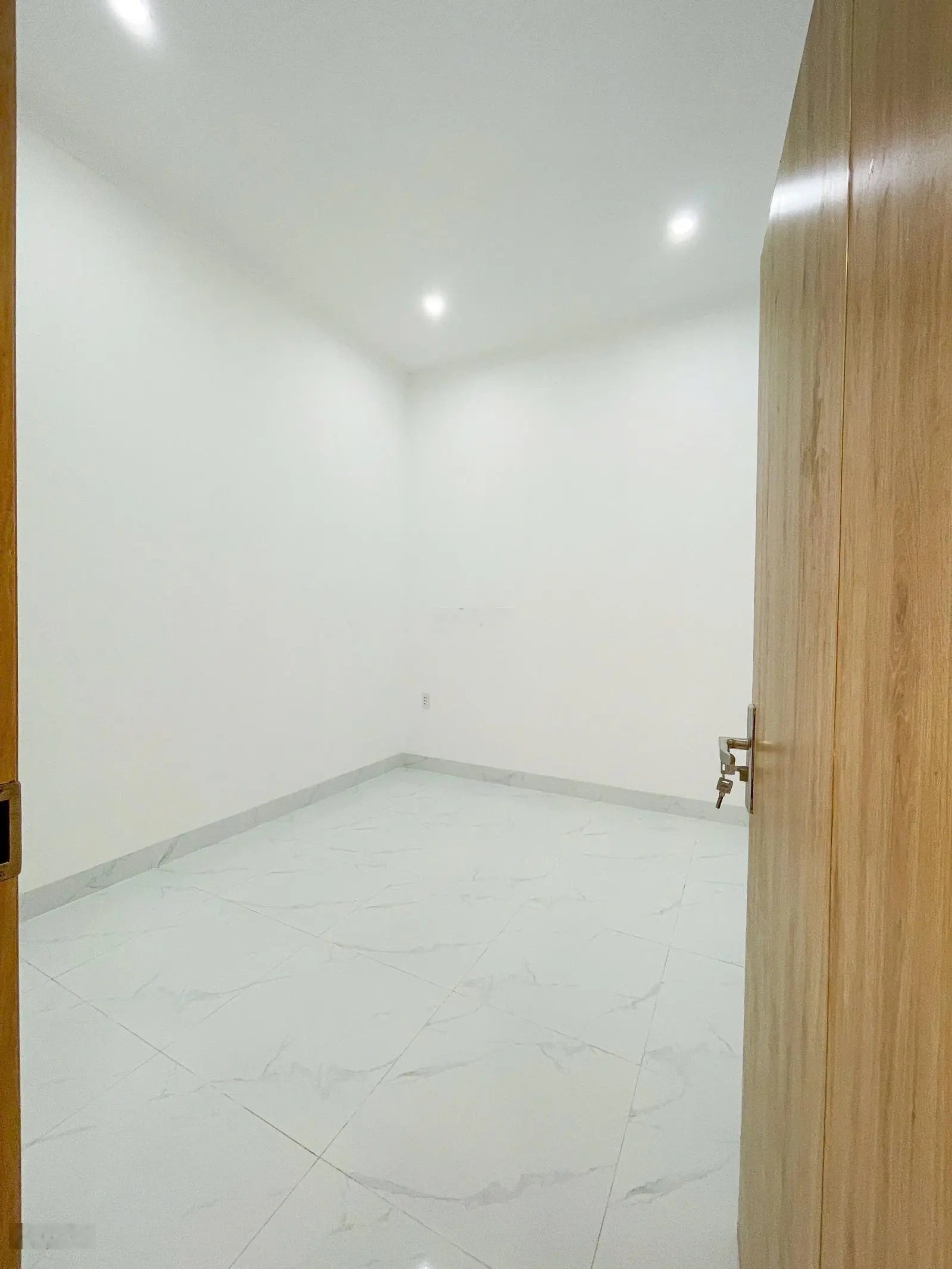 Nhà 1 trệt 1 lầu ngay cuối đường Đồng Khởi 130m2 sổ riêng ngân hàng hỗ trợ 70%