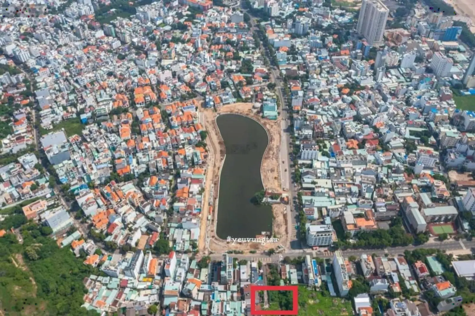 Đất biệt thự view công viên ao cá, P2, 567m2 ngang 20m, xây dựng 4 tầng, ngay sát biển Bãi Sau