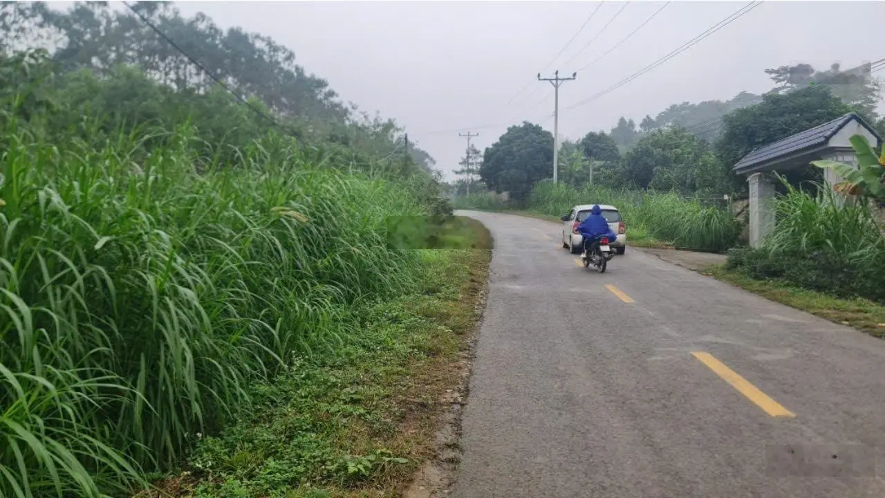 Mảnh đất vô cùng đẹp tại mặt đường tỉnh lộ 415, thôn Cốc Đồng Tâm, Ba Vì diện tích 404m2 giá hợp lý