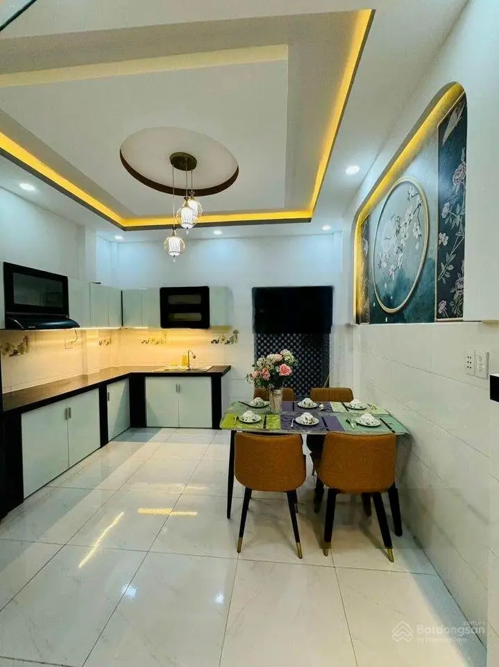 Siêu rẻ nhà Nguyễn Văn Tráng - Quận 1.Giá 3 Tỷ880/ 73.8m2 đang cho thuê 35 triệu gần công viên 23/9