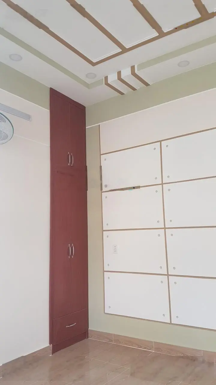 Bán nhà hẻm Bà Hom, 35m2, 1 lầu, 2 phòng ngủ, giá chỉ 3.5 tỷ