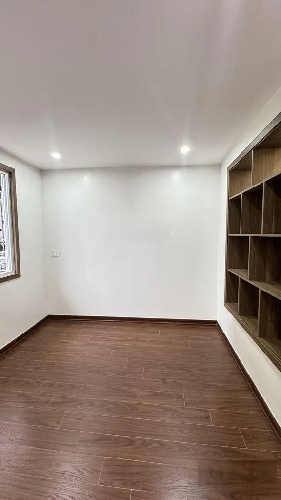 Bán nhà tập thể gần Trường Chinh, 110m2, 3 phòng ngủ, chỉ nhỉnh 3 tỷ