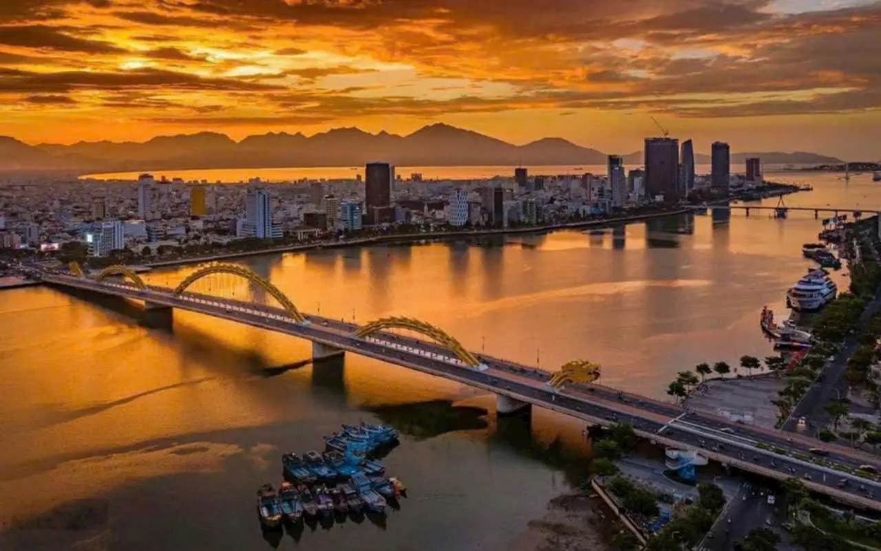 Danang Landmark Tower - biểu tượng trên cung đường 5 sao của Đà Nẵng