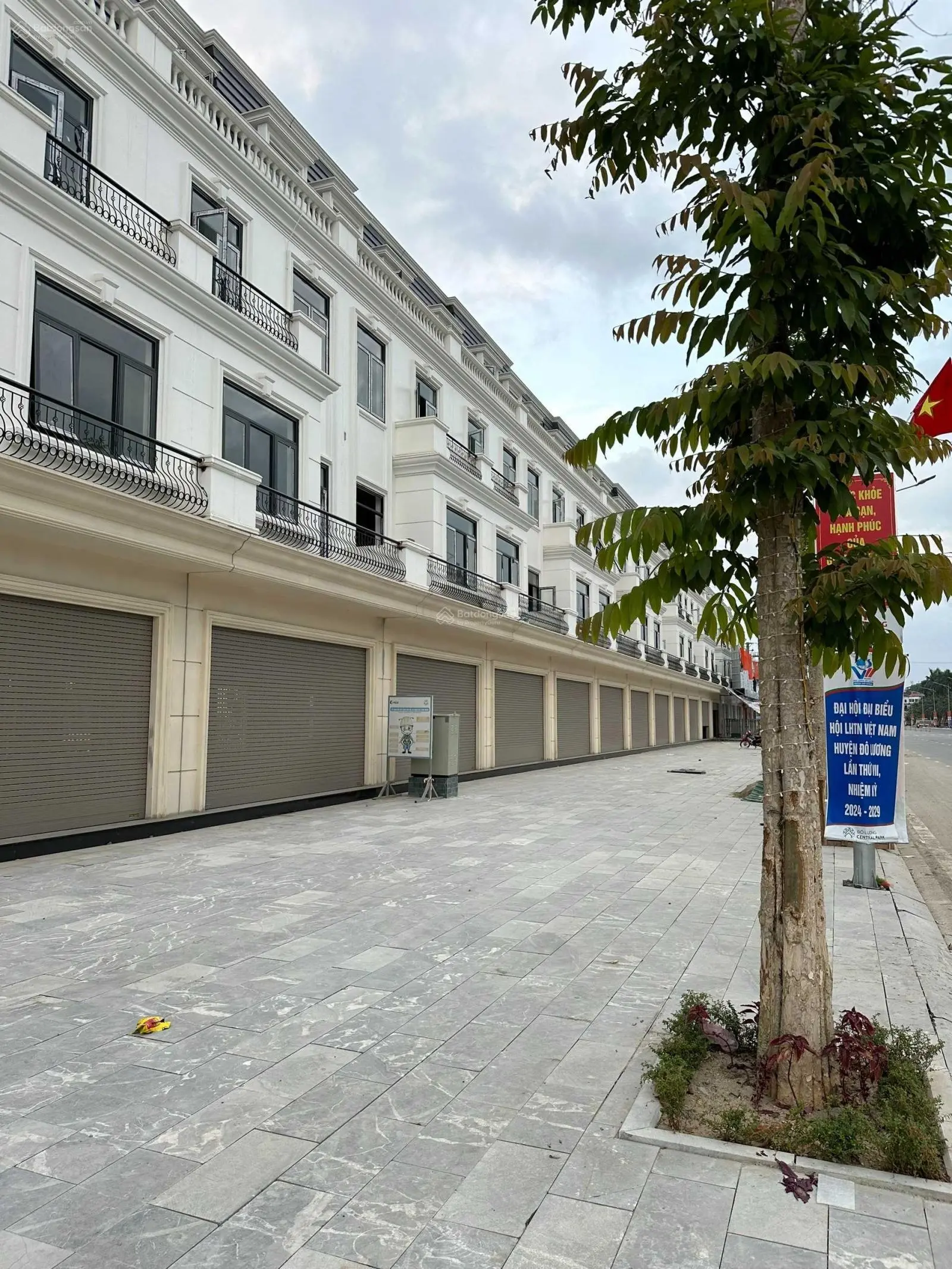 Bán shophouse mặt đường QL 15 dự án Đô Lương Central Park giá trực tiếp CĐT tặng 200tr tiền mặt