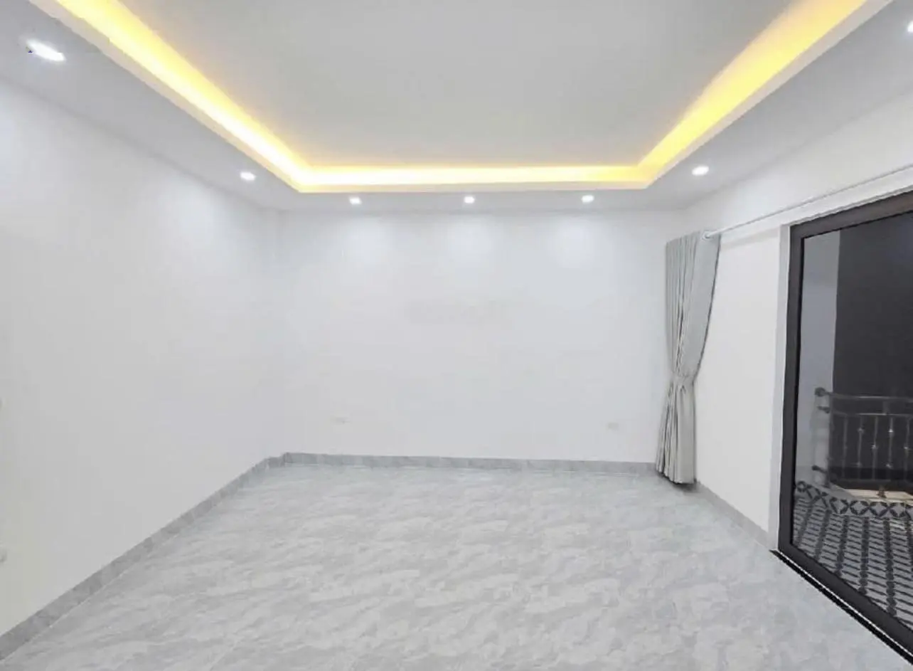 Nhà riêng Thanh Trì 40m2, 4 tầng, nội thất đầy đủ, hiện đại