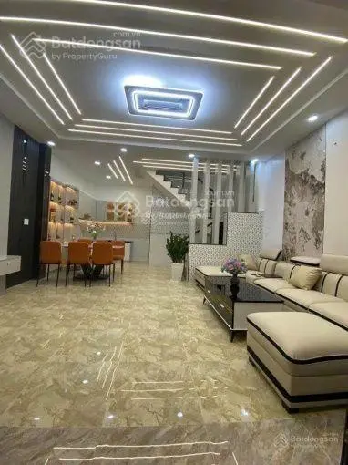 Bán gấp nhà Bùi Minh Trực, Q8,giá 1tỷ89 /40m2, gần siêu thị, công viên, SHR,HXH. LH 0906854791 Ngân