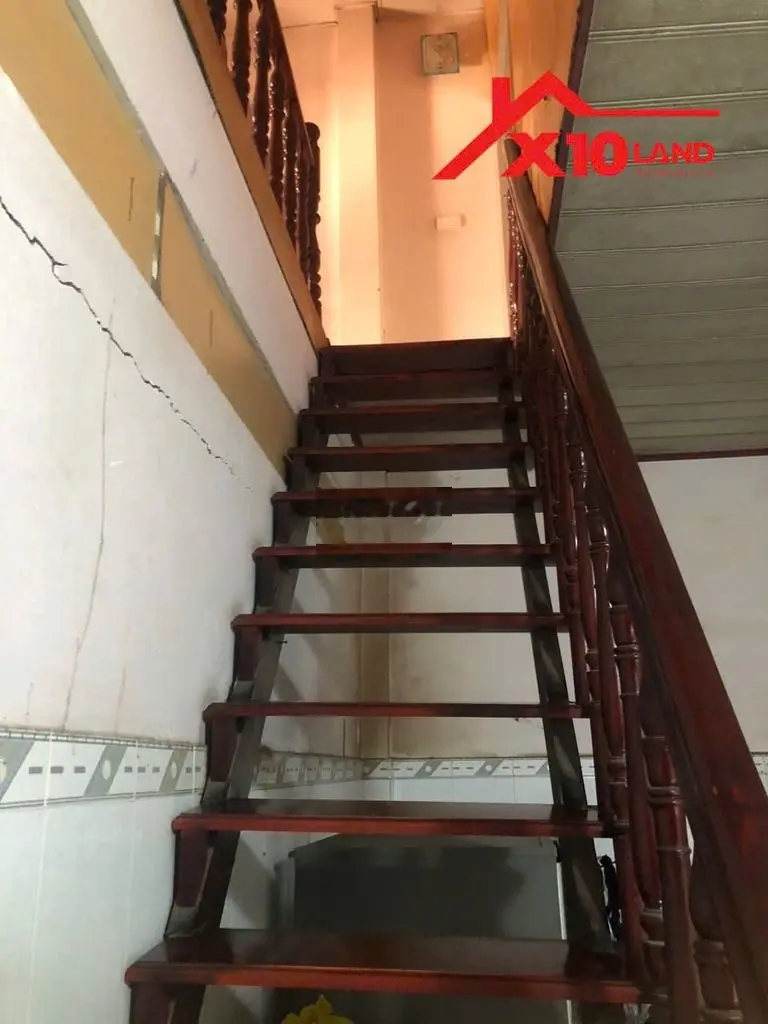 Bán nhà 1 trệt 1 lửng 85m2 đường ô tô P Bình Đa TP Biên Hoà chỉ 2,2 tỷ