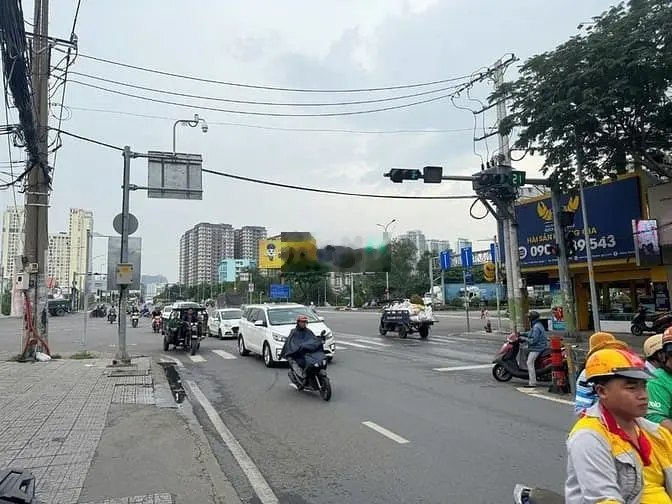 Bán nhà MT Nguyễn Thị Thập, P Tân Phú, Quận 7, DT 11,8 x 15,6m, HĐT 13