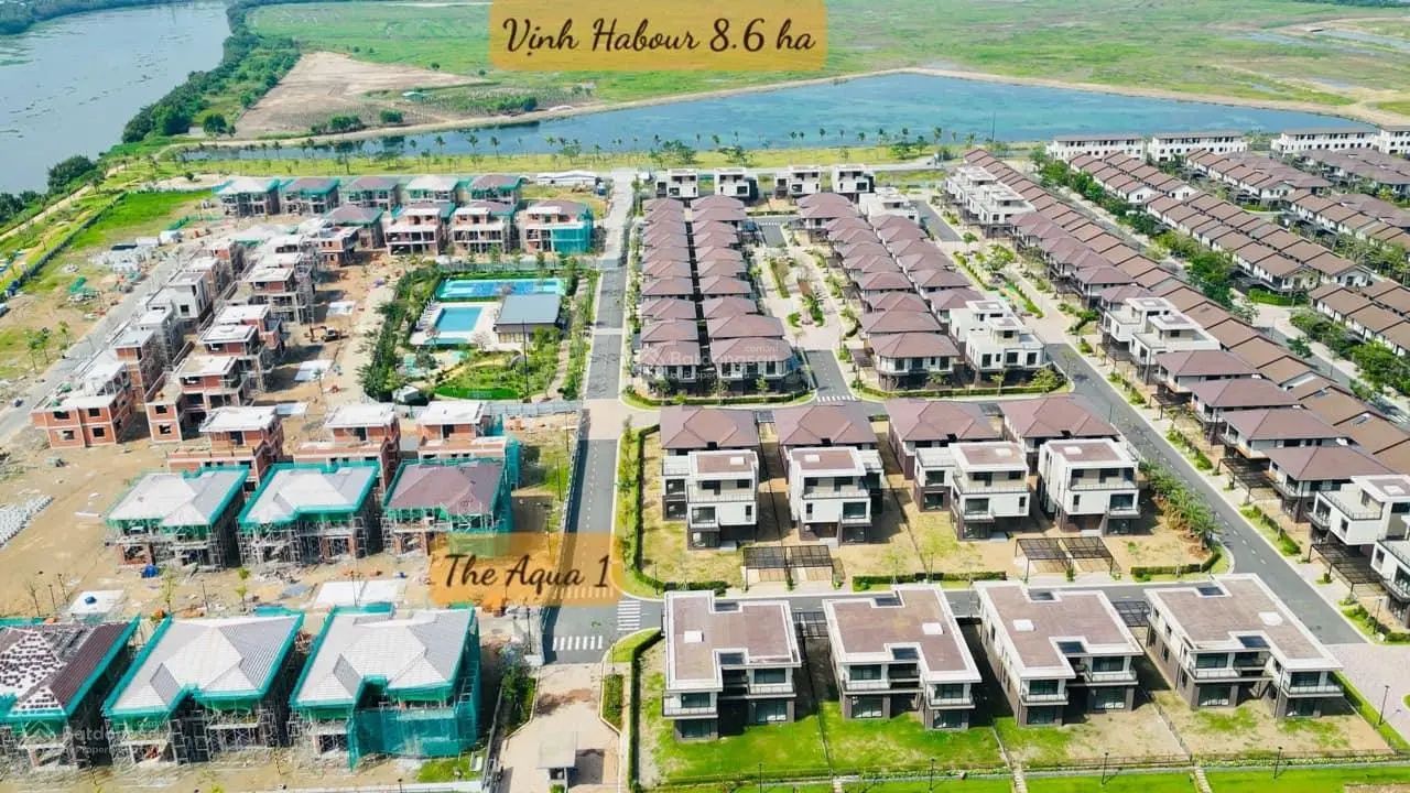 Căn góc biệt thự view vịnh 8,6ha, thế đất tựa sơn hướng thủy, bao kinh doanh tại Waterpoint