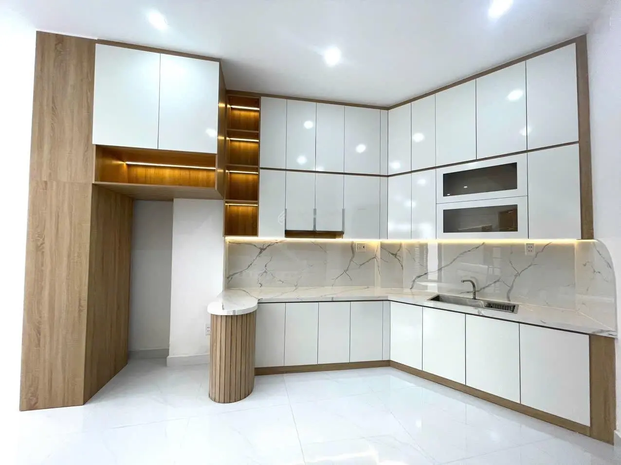 Nhà mới đẹp diện tích lớn 60m2 - ngay chợ gò vấp - hẻm thông nguyễn văn nghi, pcc số 5