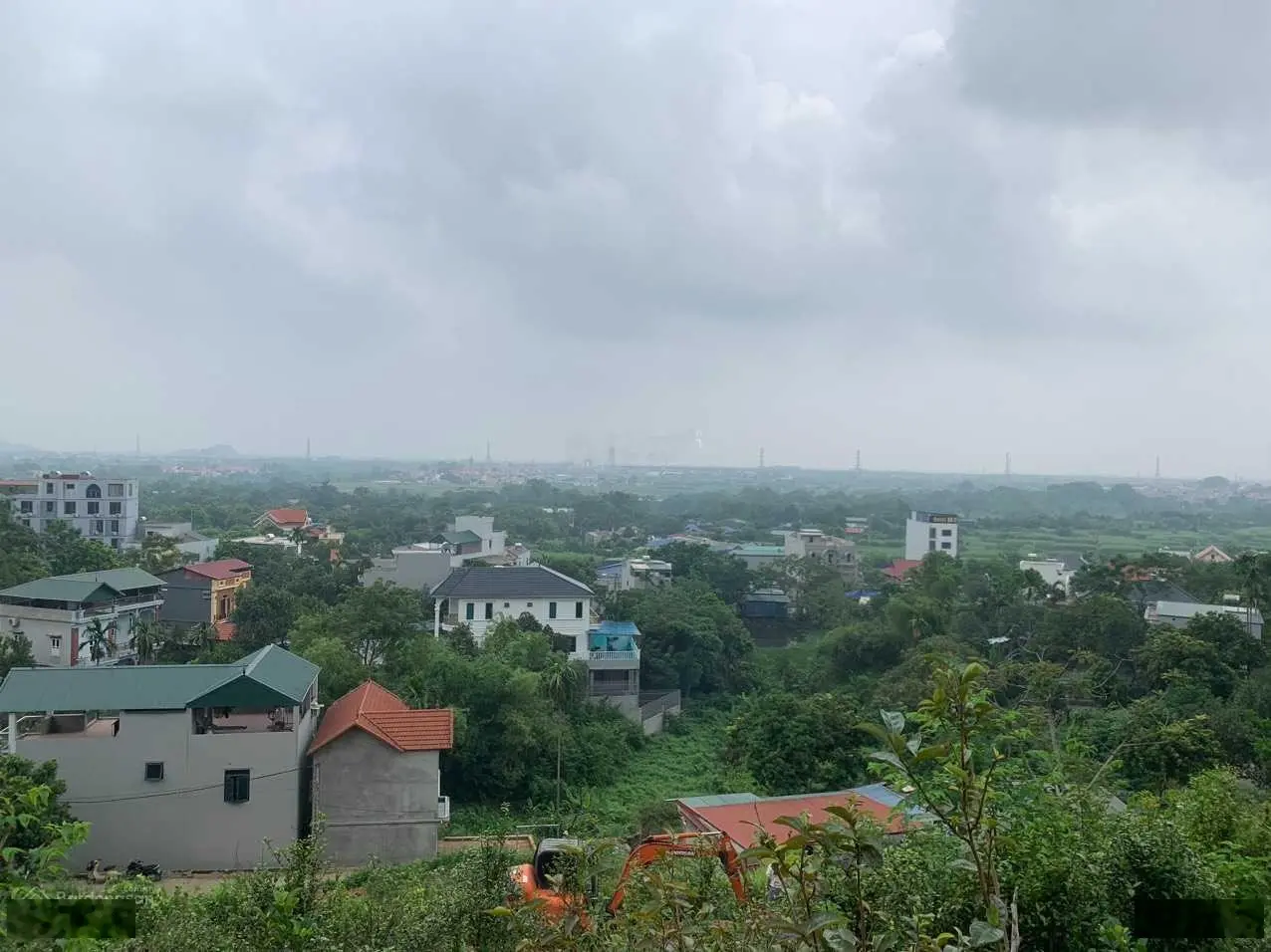 CẦN BÁN LÔ HOA HẬU 3 MẶT TIỀN TẠI QUỐC OAI, THẾ ĐẤT CAO ĐẸP VIEW TOÀN HÀ NỘI, ĐƯỜNG Ô TÔ THÔNG