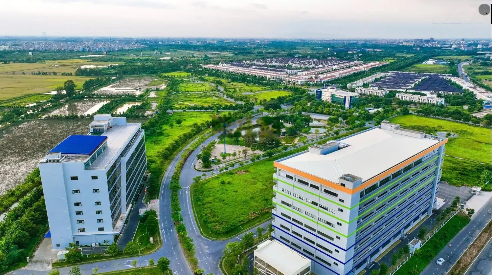 Biệt thự Centa Riverside, 10,6 tỷ, 180m2, hướng nam. Quỹ căn đẹp hiếm còn sót. Lh Em Tài 0965889895